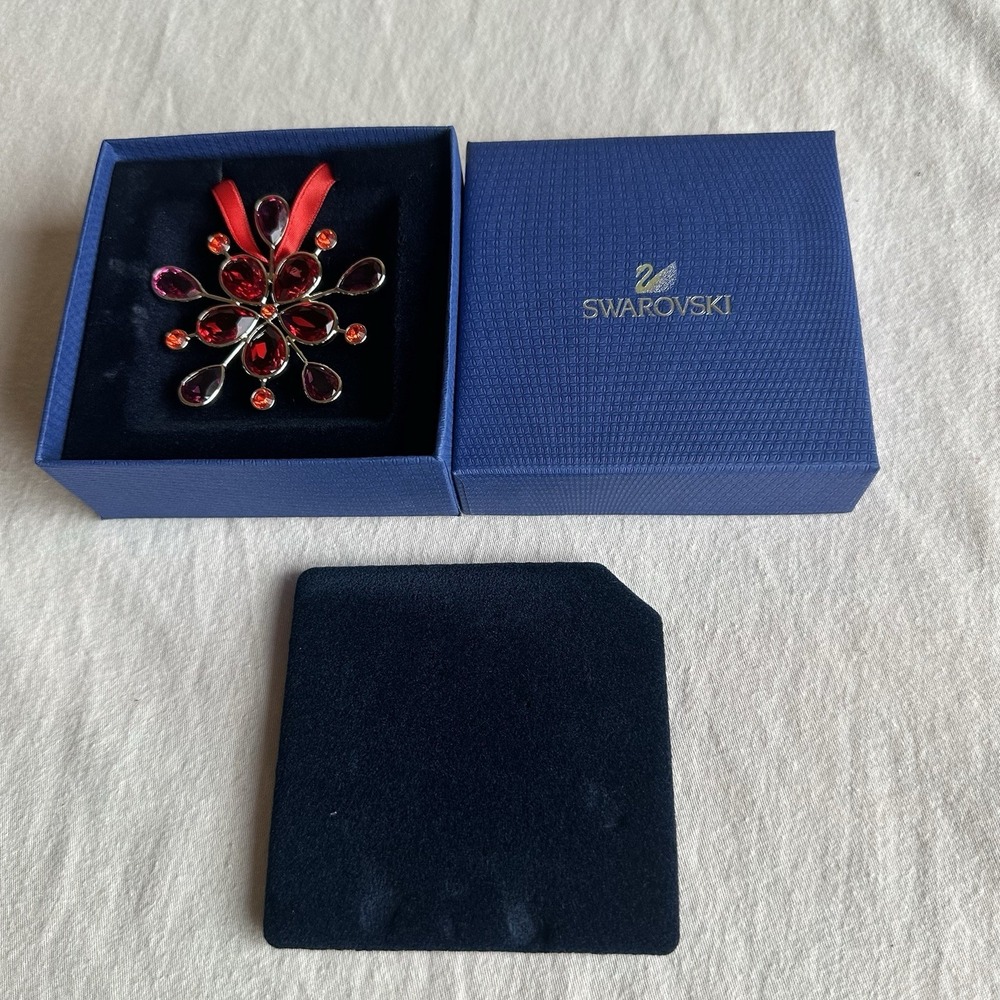 Swarovski Red Jewels Window Ornament NIB Rare & Retired With Gift Bag‎